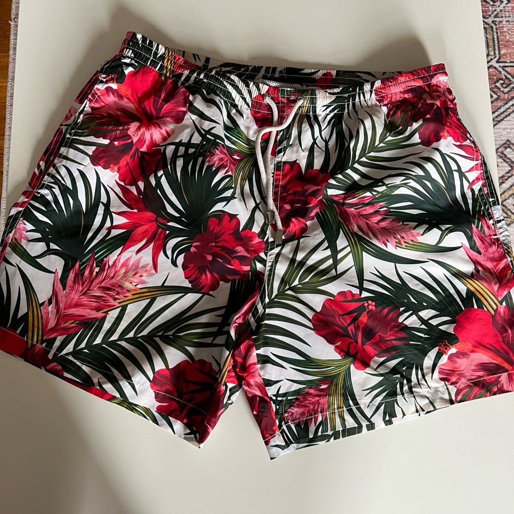 ZARA MAN flower print swim trunks. Size M.